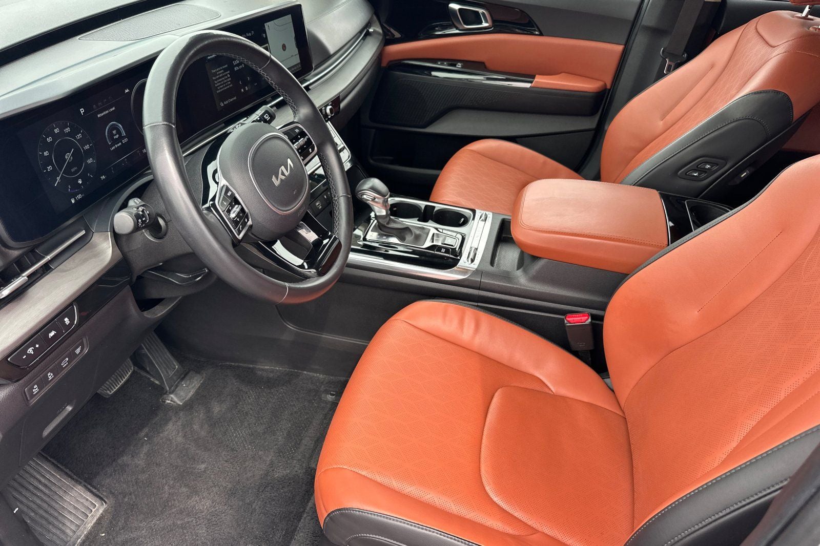 2024 Kia Carnival SX