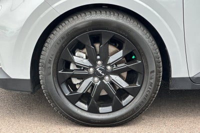 2024 Kia Carnival SX