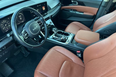 2023 Kia Carnival SX