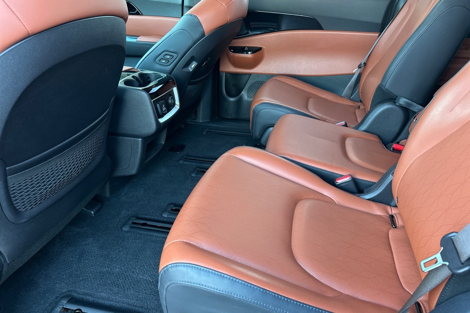 2023 Kia Carnival SX