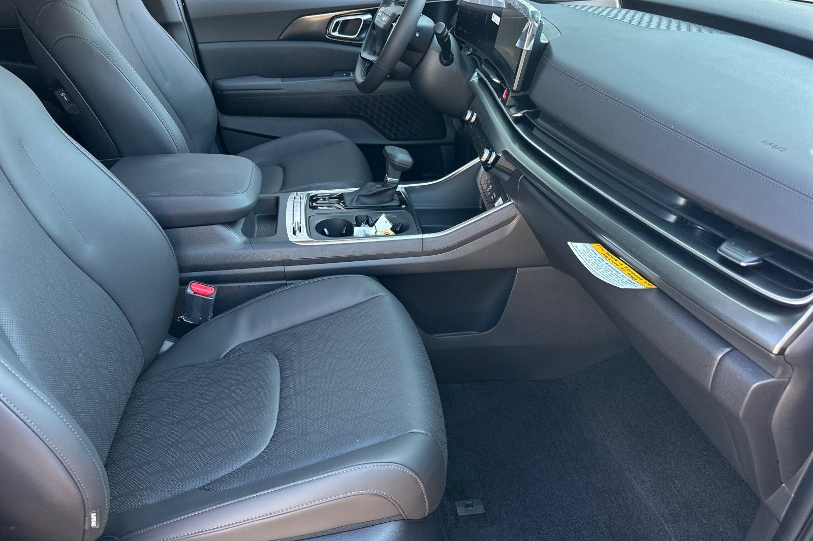 2027 Kia Carnival SX
