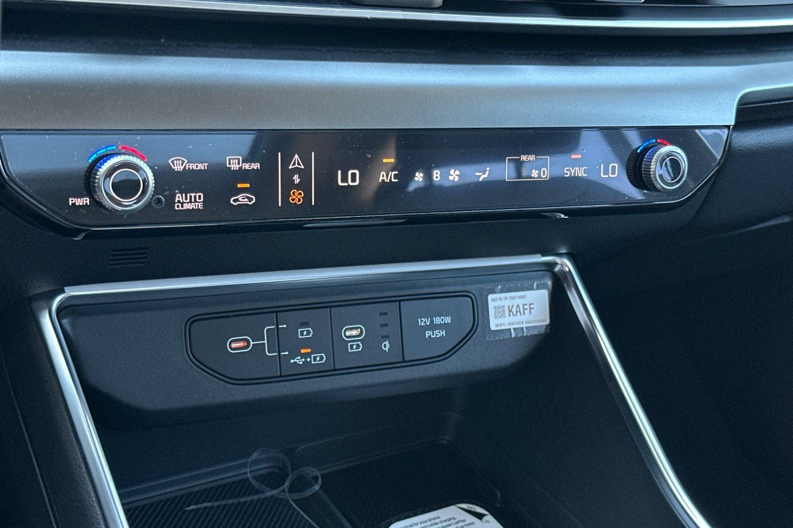 2027 Kia Carnival SX