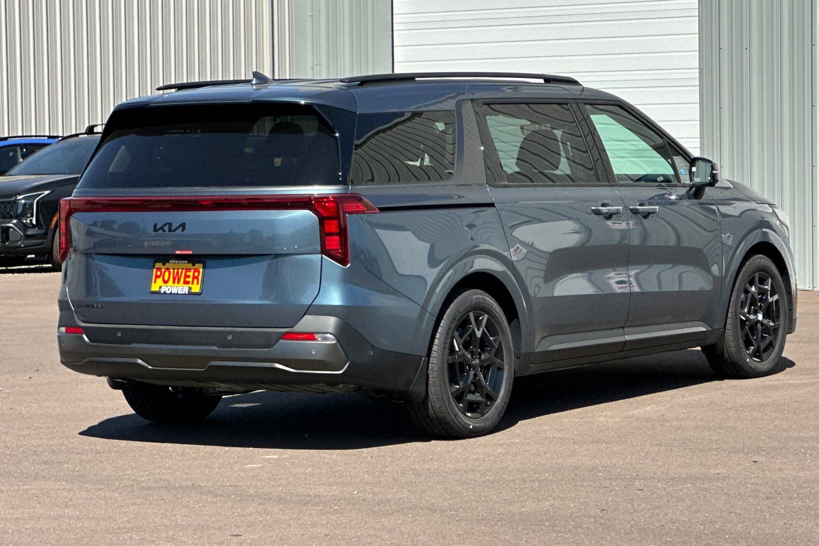 2027 Kia Carnival SX