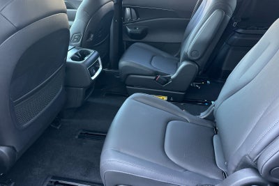 2027 Kia Carnival SX