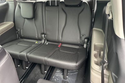2027 Kia Carnival SX