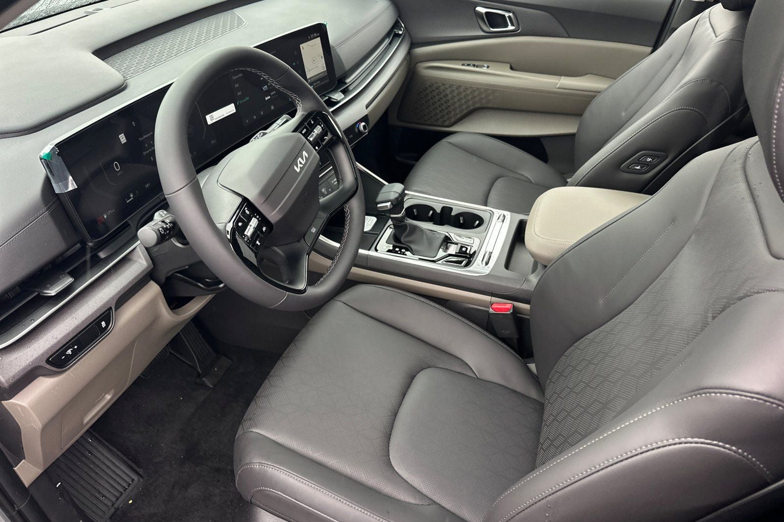 2027 Kia Carnival SX