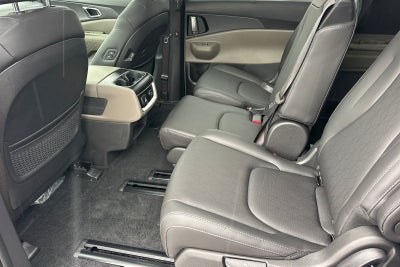 2027 Kia Carnival SX