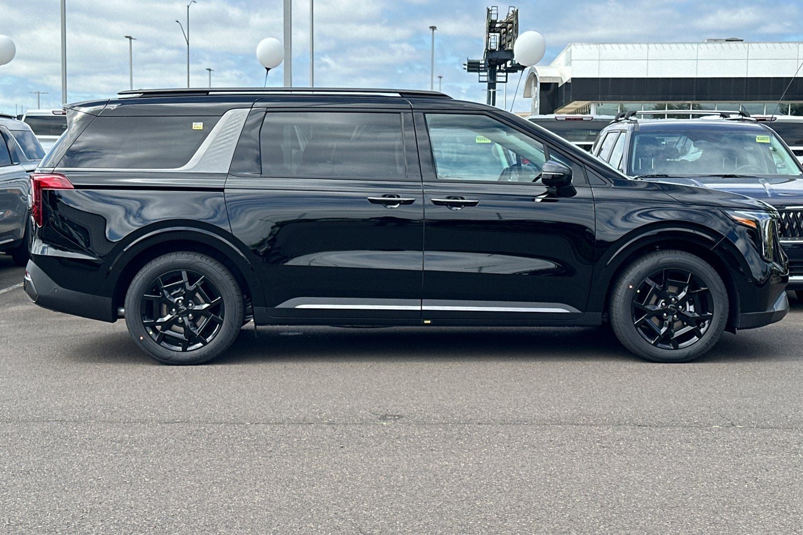 2026 Kia Carnival SX