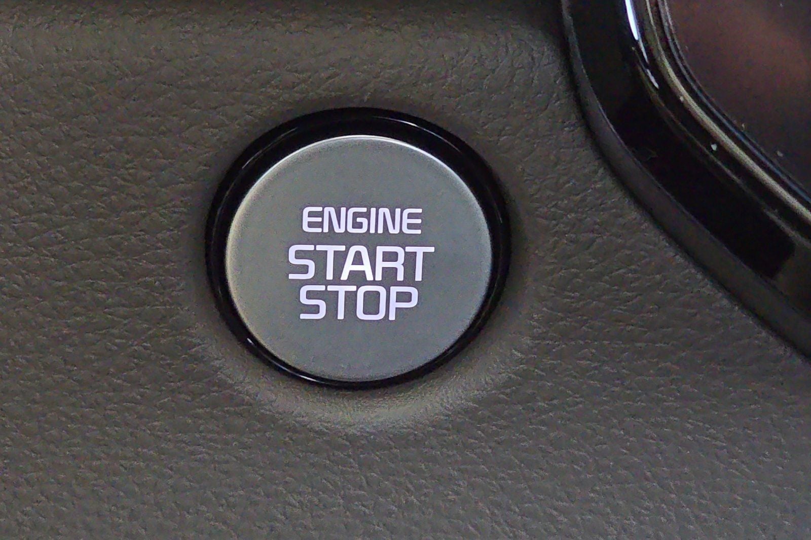 2027 Kia Carnival SX