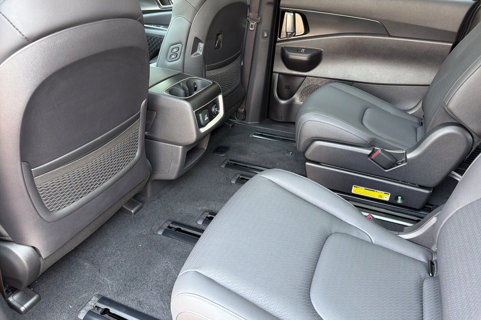2027 Kia Carnival SX Prestige