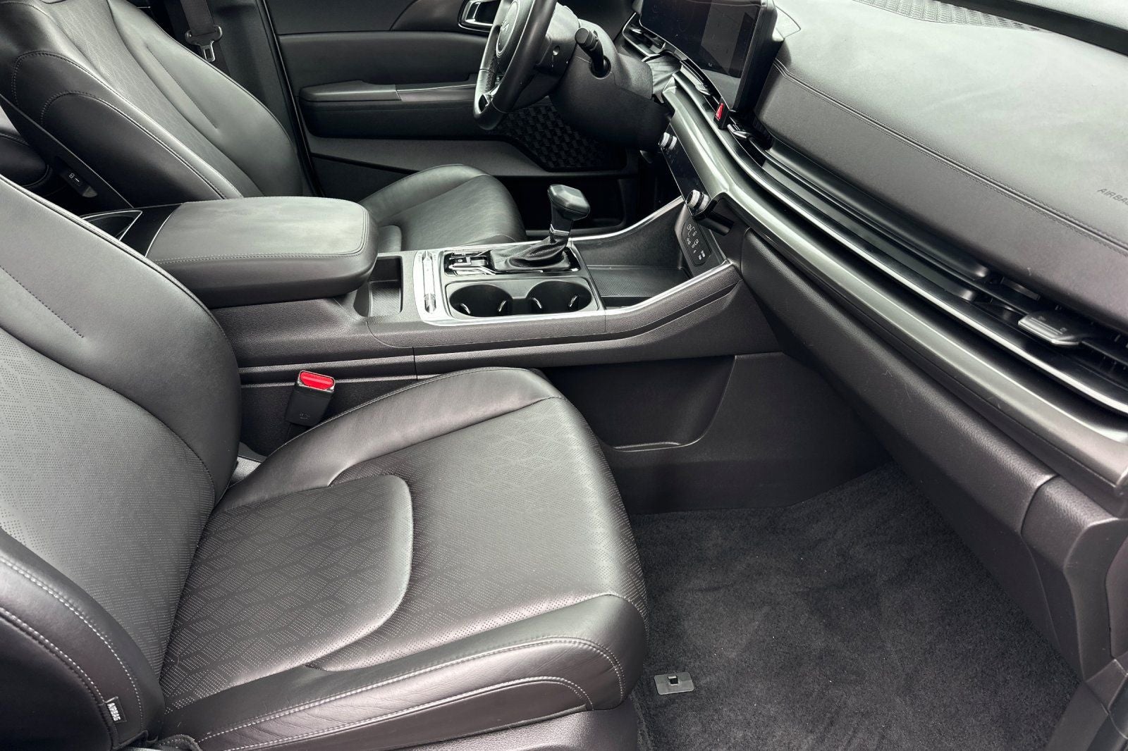 2025 Kia Carnival SX