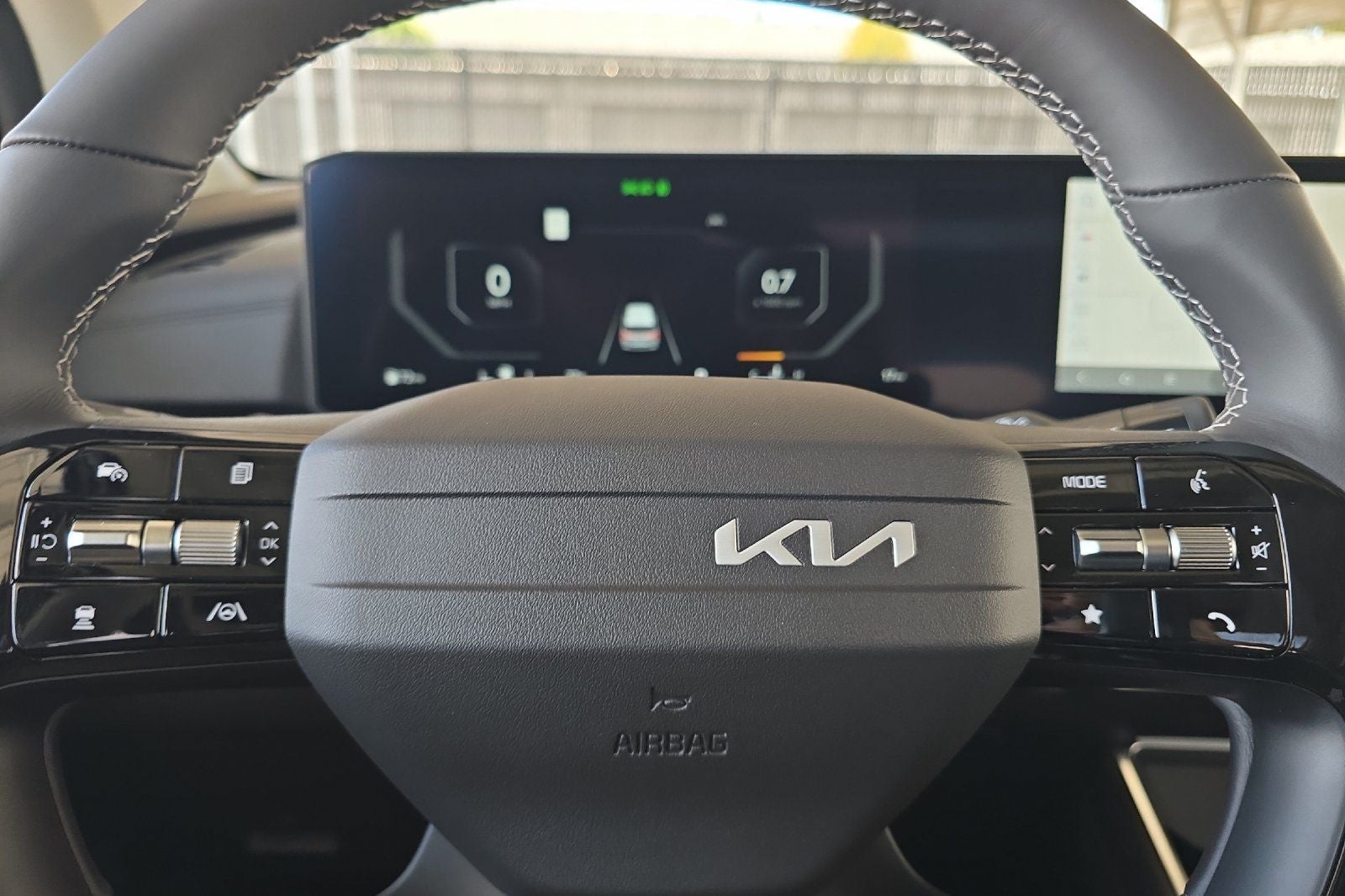 2027 Kia Carnival SX