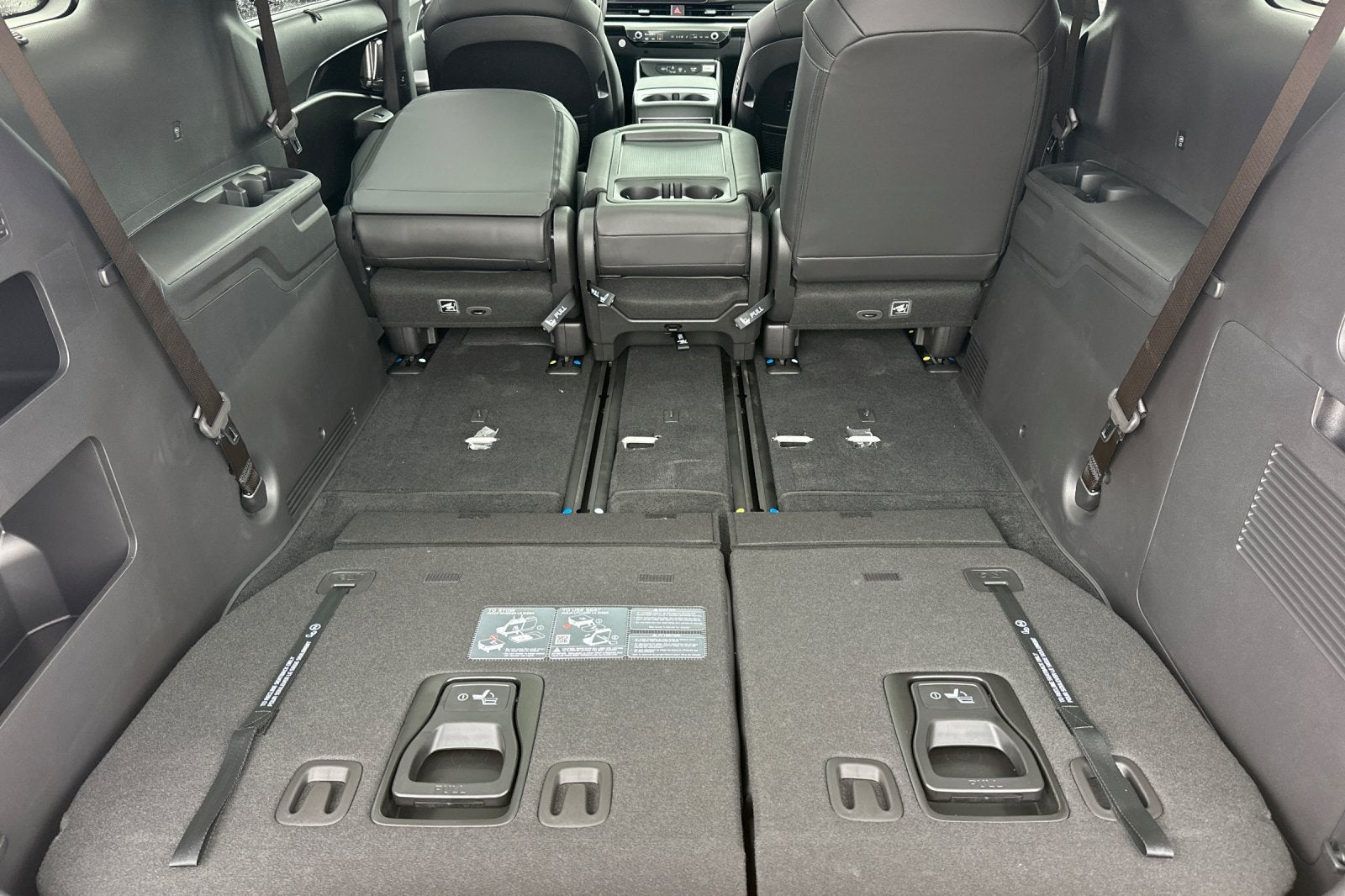 2027 Kia Carnival Hybrid SX