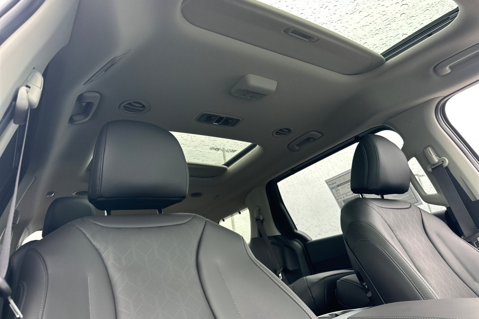 2027 Kia Carnival Hybrid SX