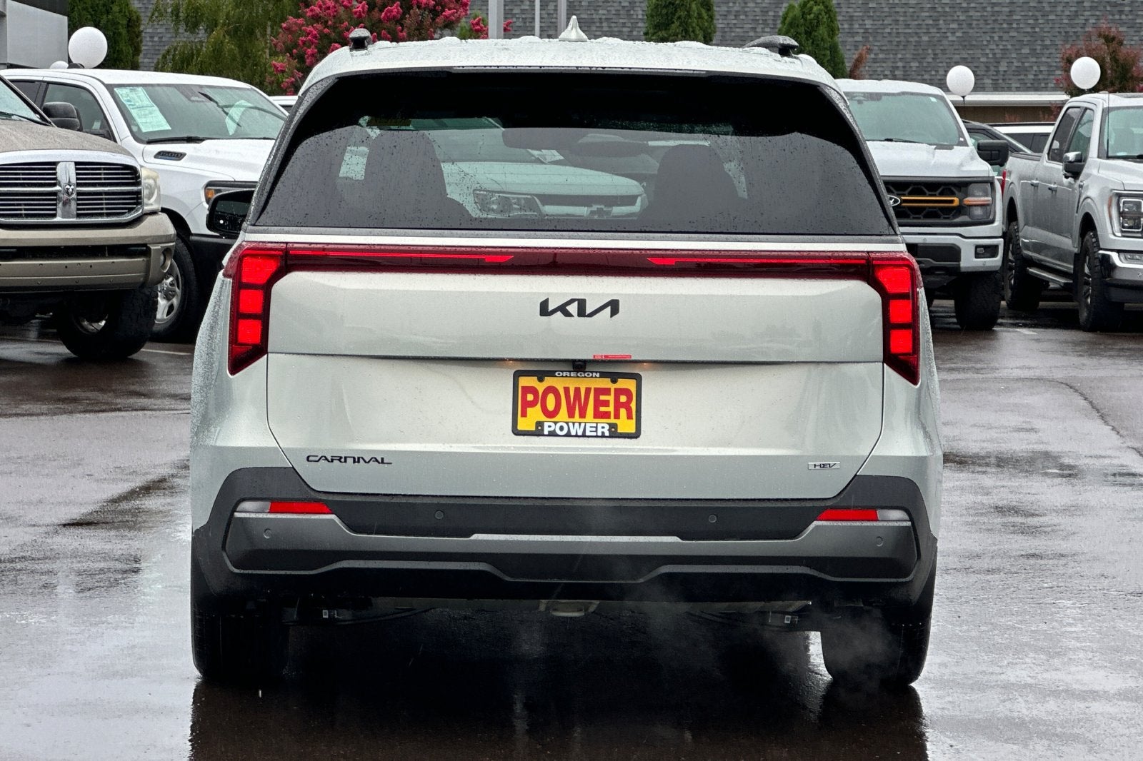 2027 Kia Carnival Hybrid SX