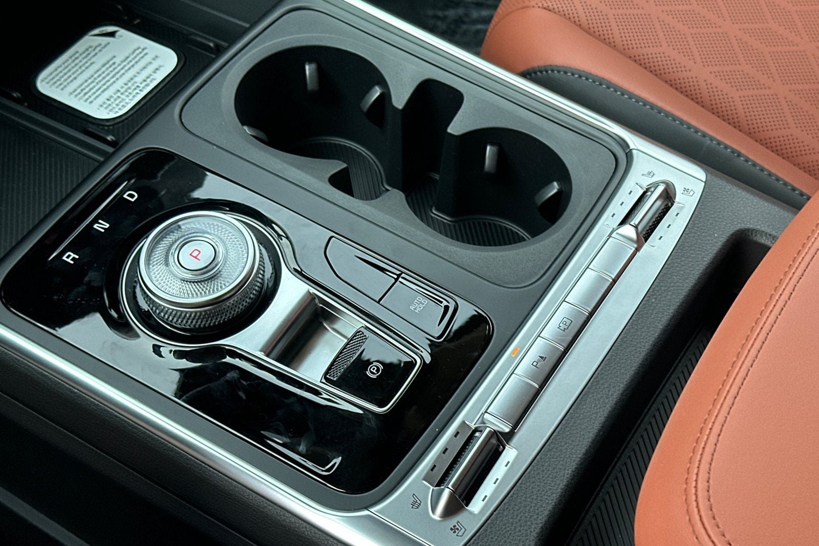 2027 Kia Carnival SX