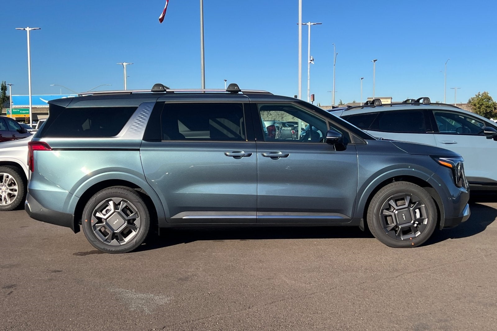 2026 Kia Carnival Hybrid SX