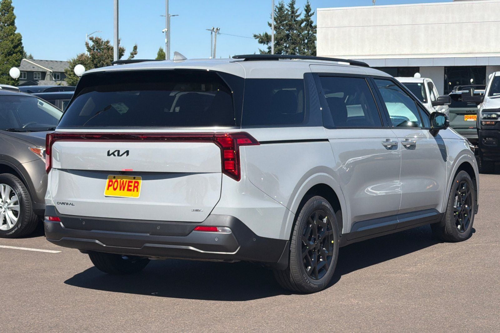2027 Kia Carnival SX
