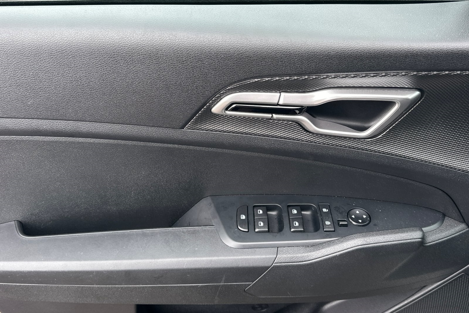 2025 Kia Sportage Hybrid LX