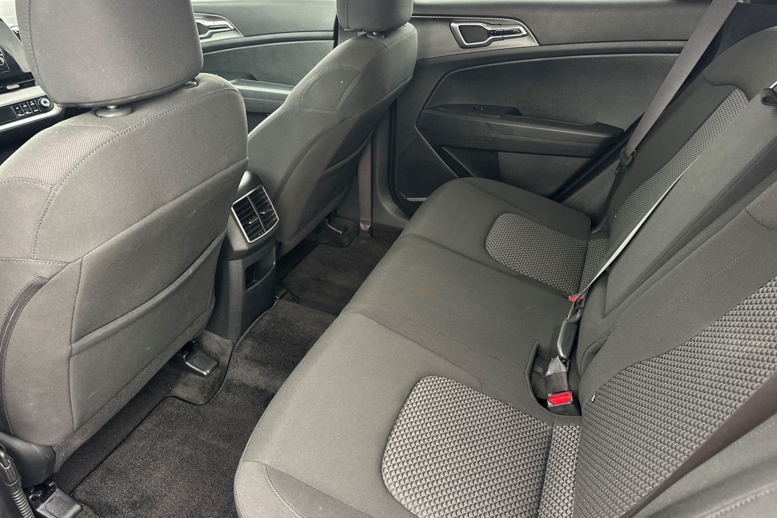 2025 Kia Sportage Hybrid LX