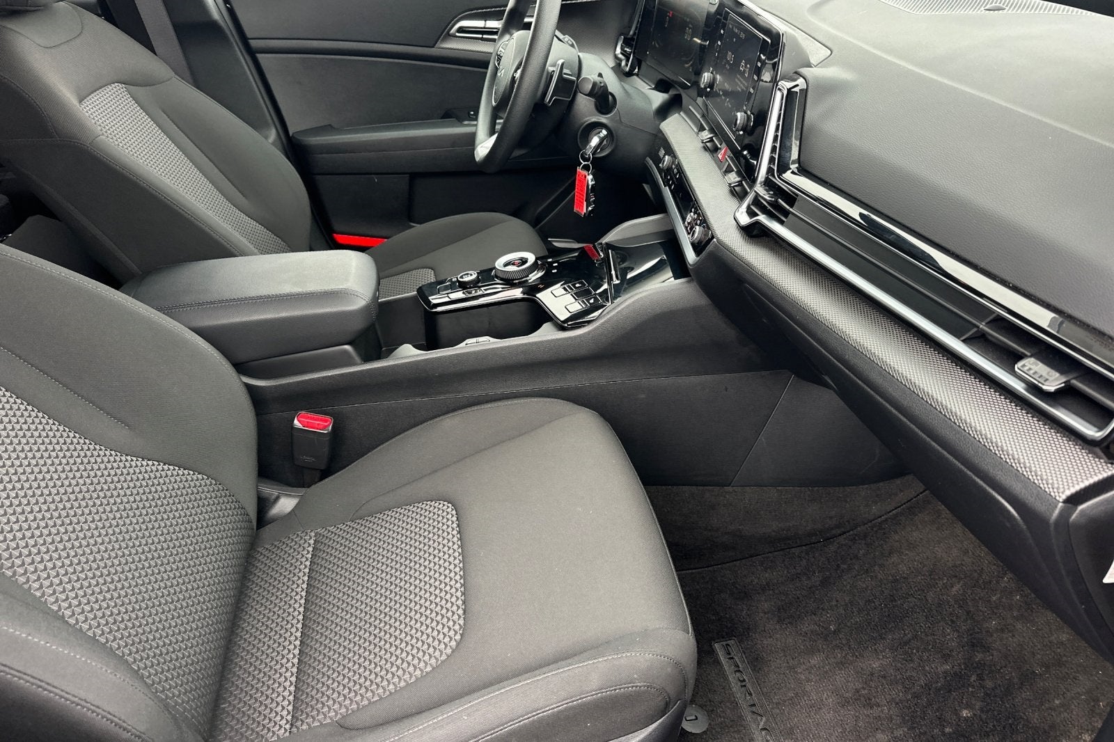 2025 Kia Sportage Hybrid LX