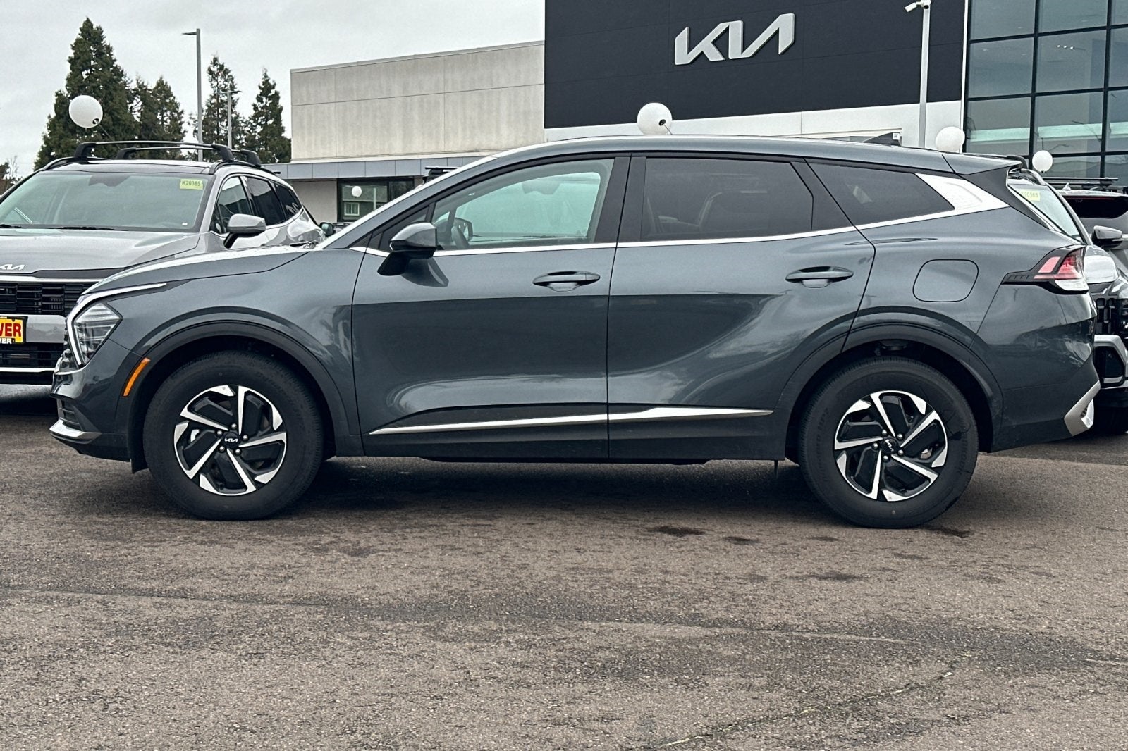 2025 Kia Sportage Hybrid LX