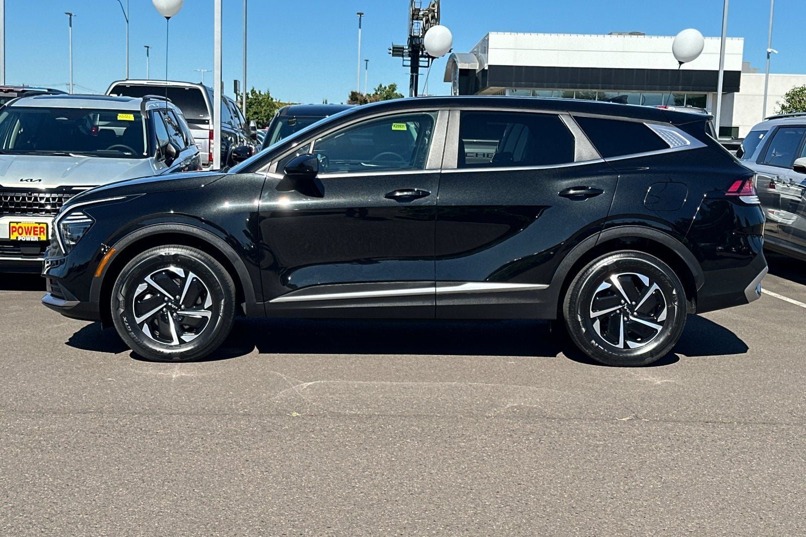 2024 Kia Sportage Hybrid LX