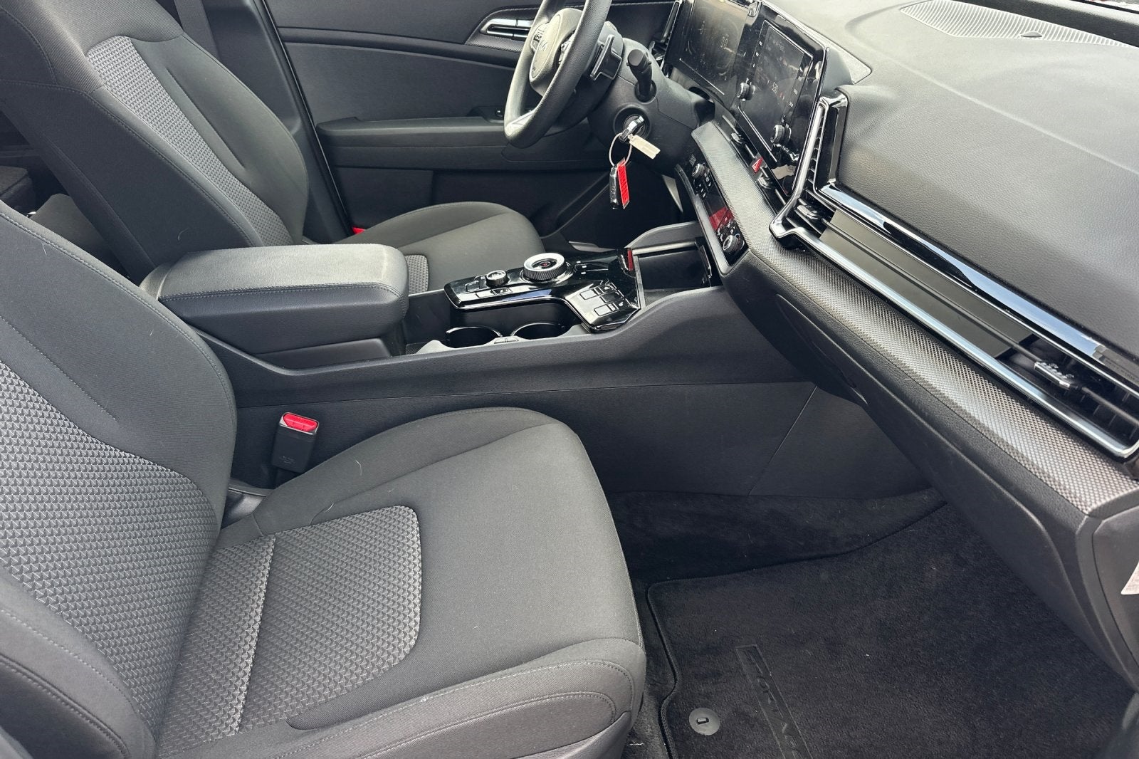 2025 Kia Sportage Hybrid LX