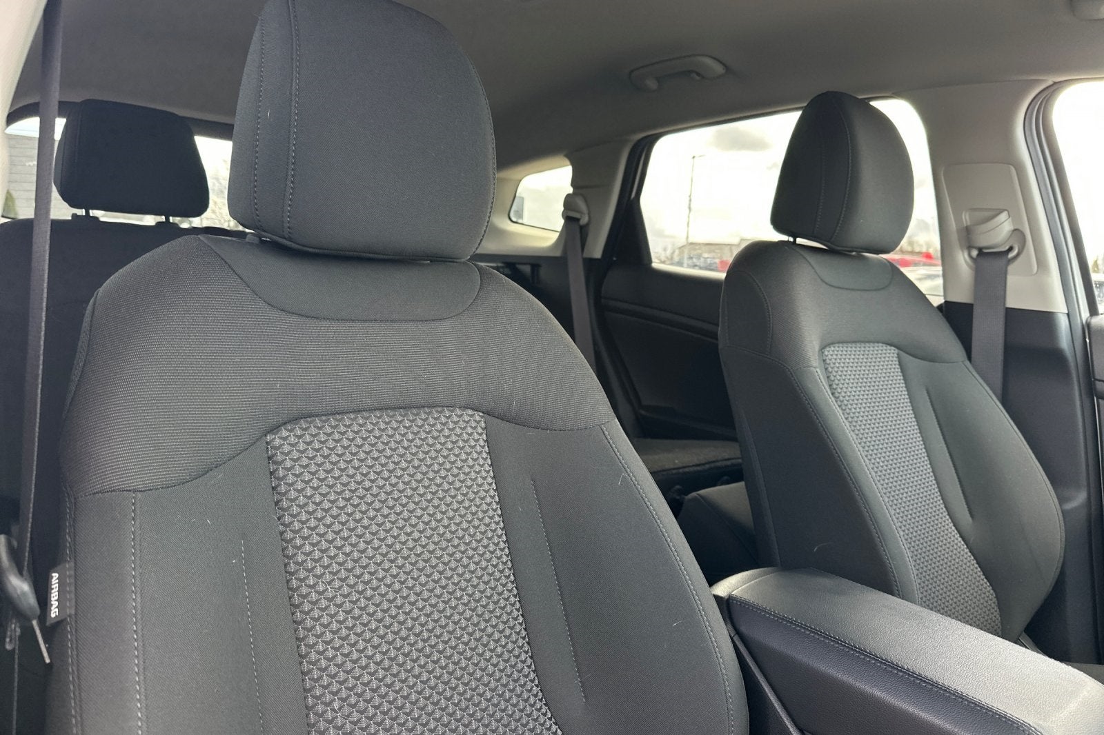 2025 Kia Sportage Hybrid LX