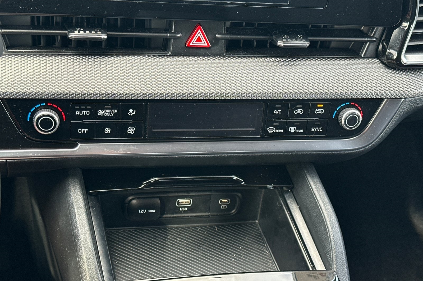 2025 Kia Sportage Hybrid LX