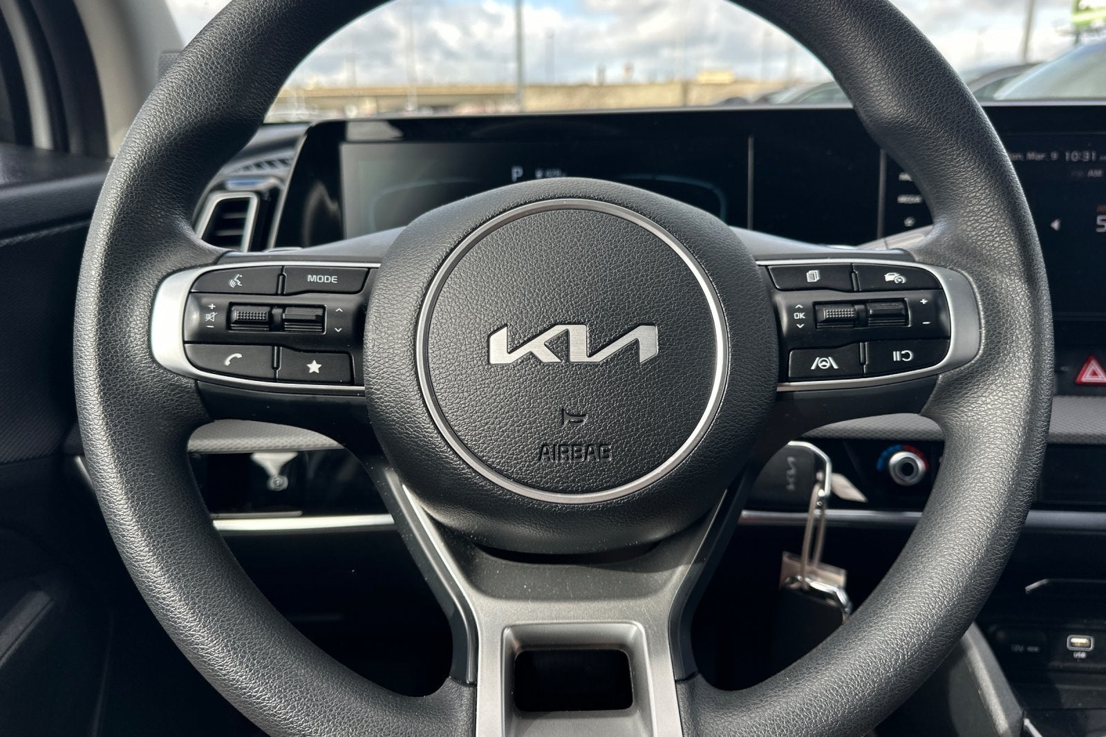 2025 Kia Sportage Hybrid LX