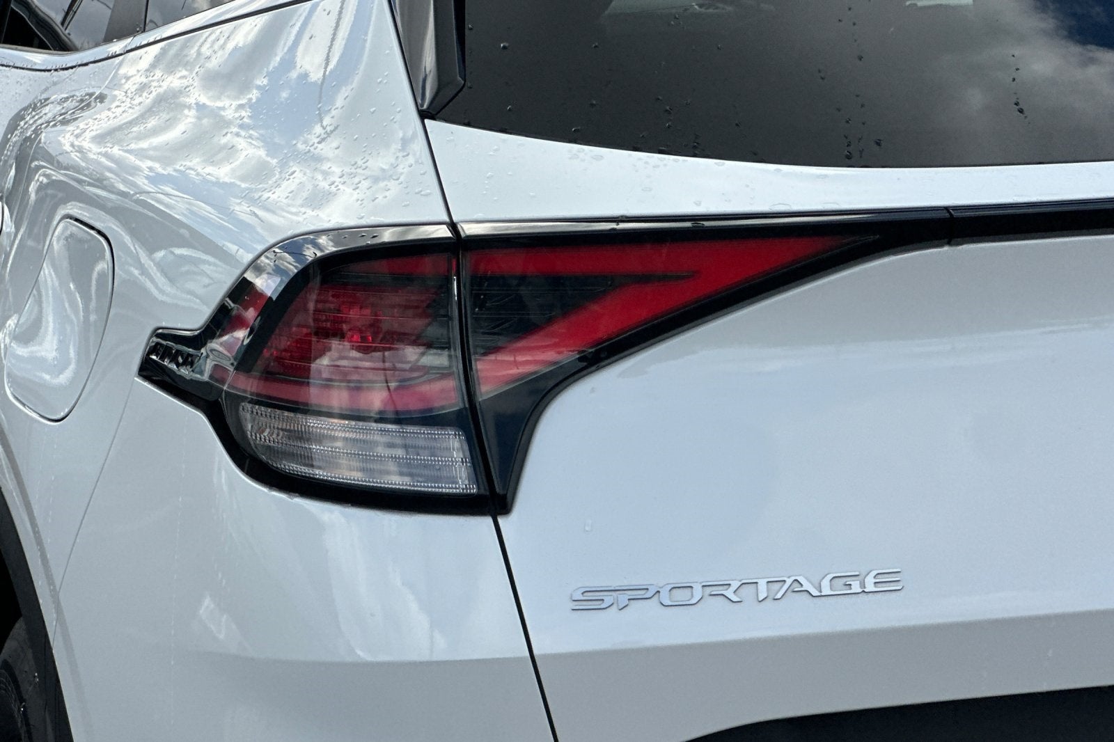 2025 Kia Sportage Hybrid LX