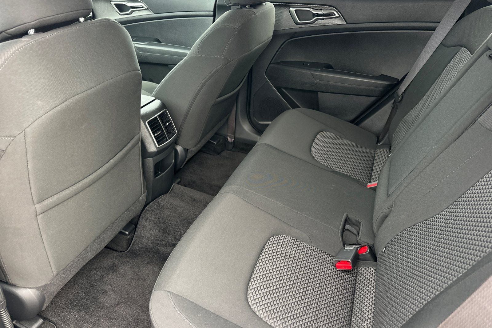 2025 Kia Sportage Hybrid LX