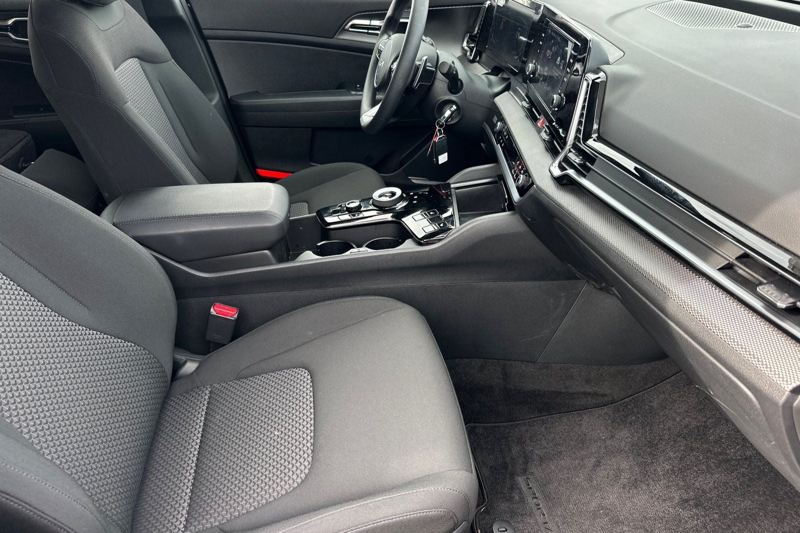 2025 Kia Sportage Hybrid LX