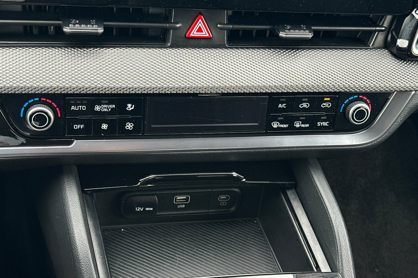 2025 Kia Sportage Hybrid LX