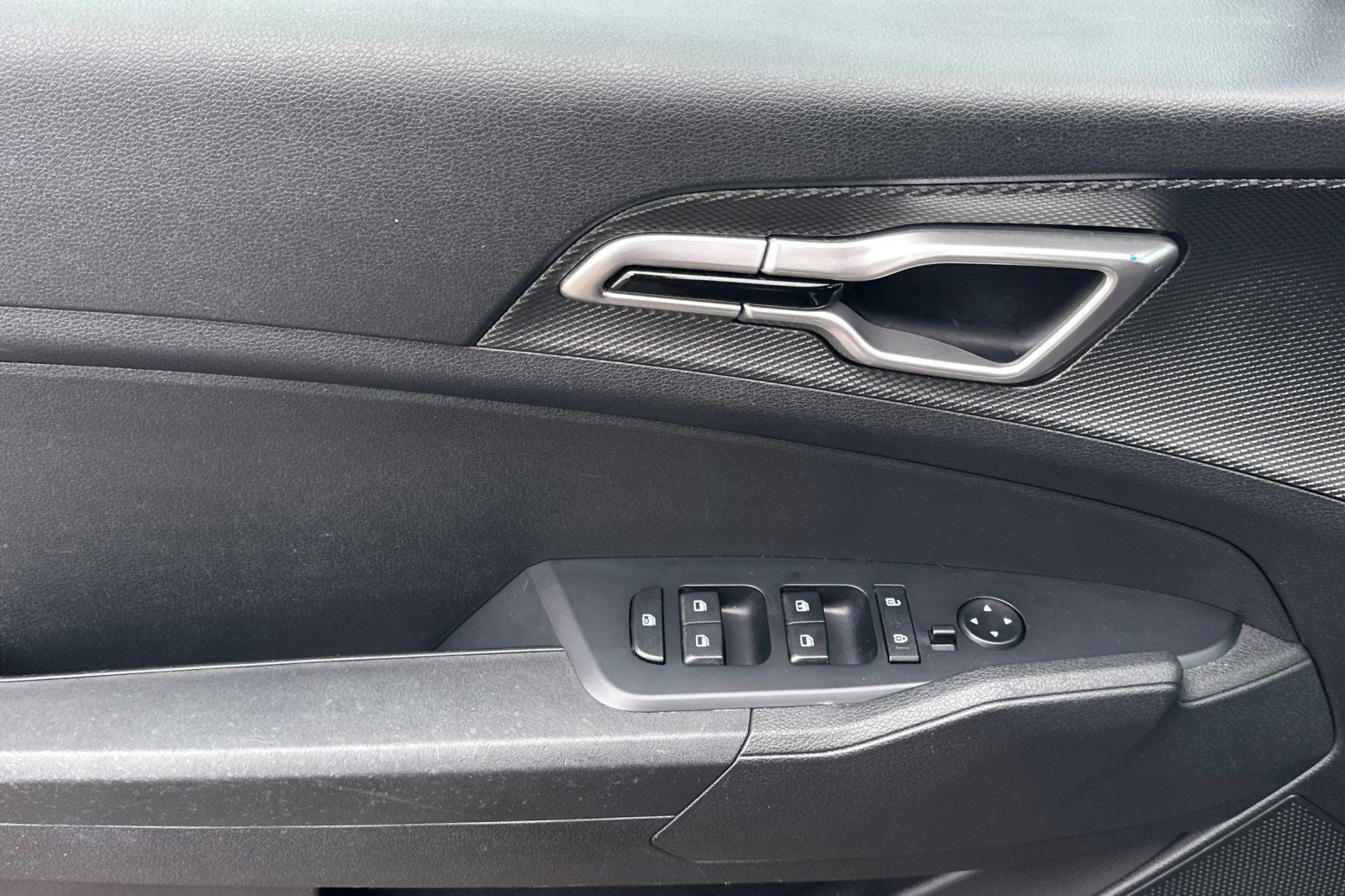 2025 Kia Sportage Hybrid LX