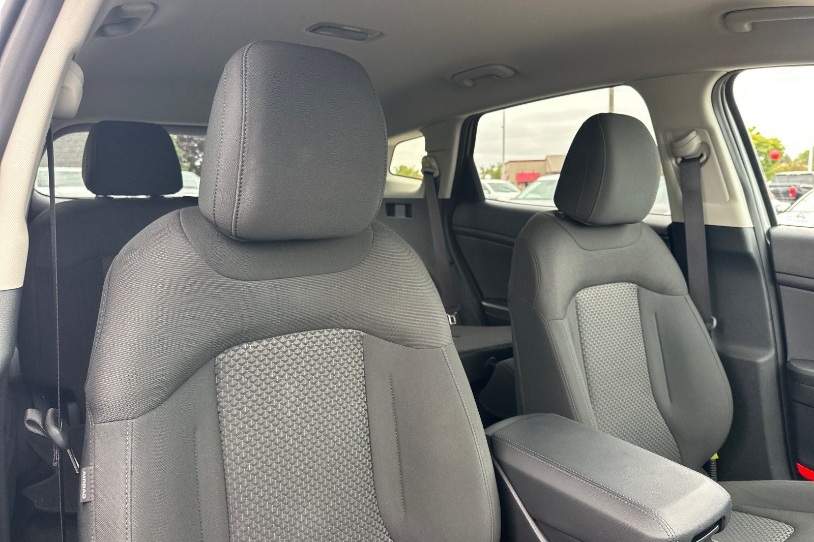 2025 Kia Sportage Hybrid LX
