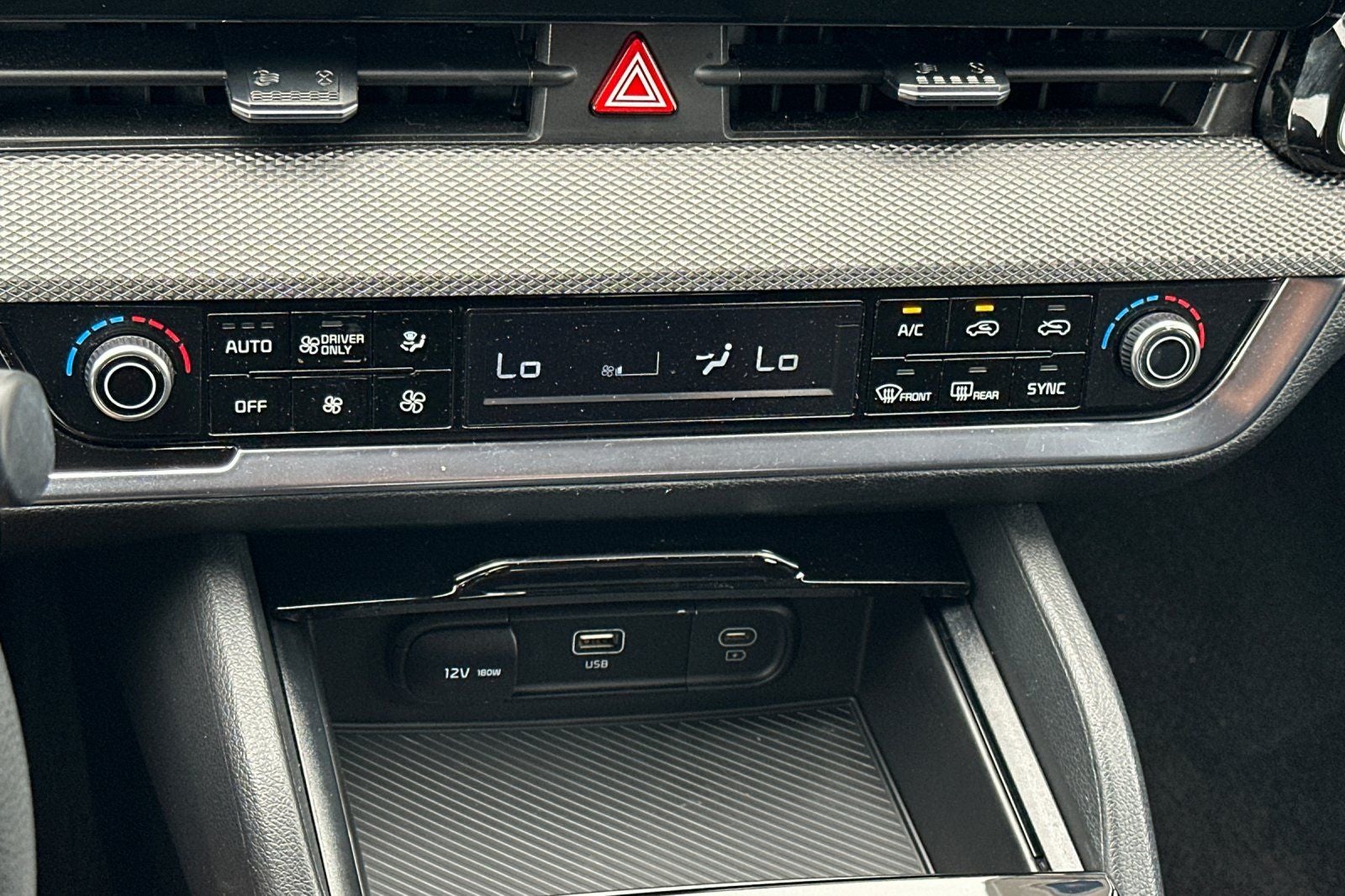 2025 Kia Sportage Hybrid LX