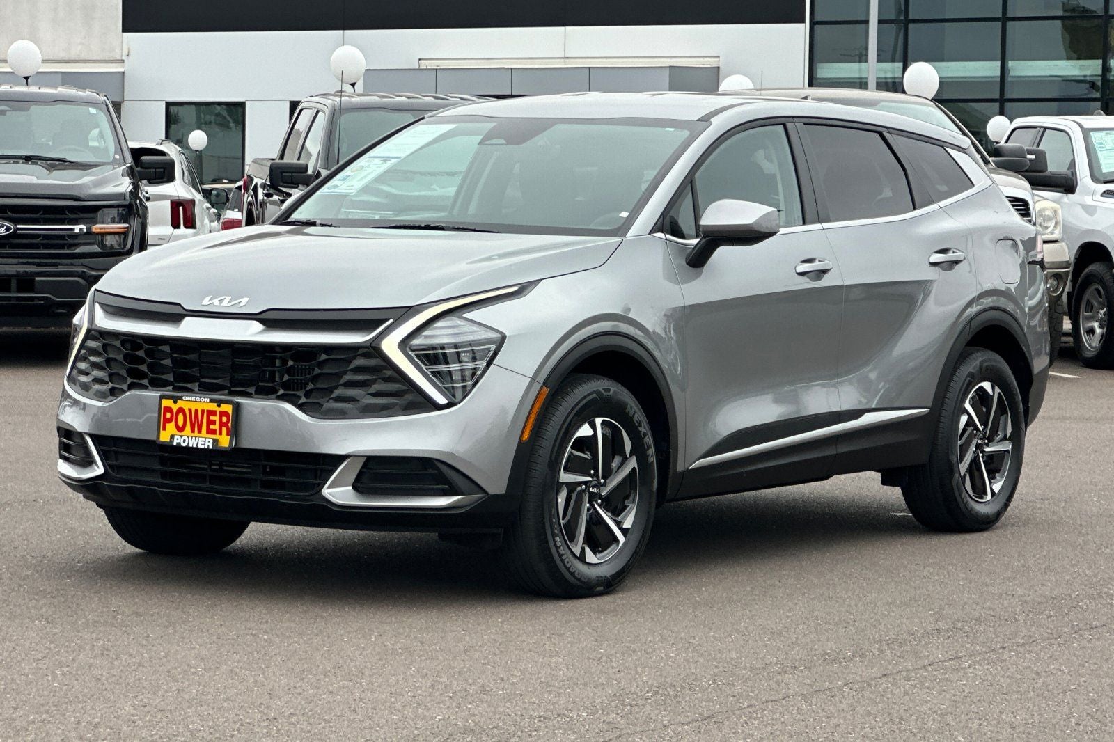 2025 Kia Sportage Hybrid LX