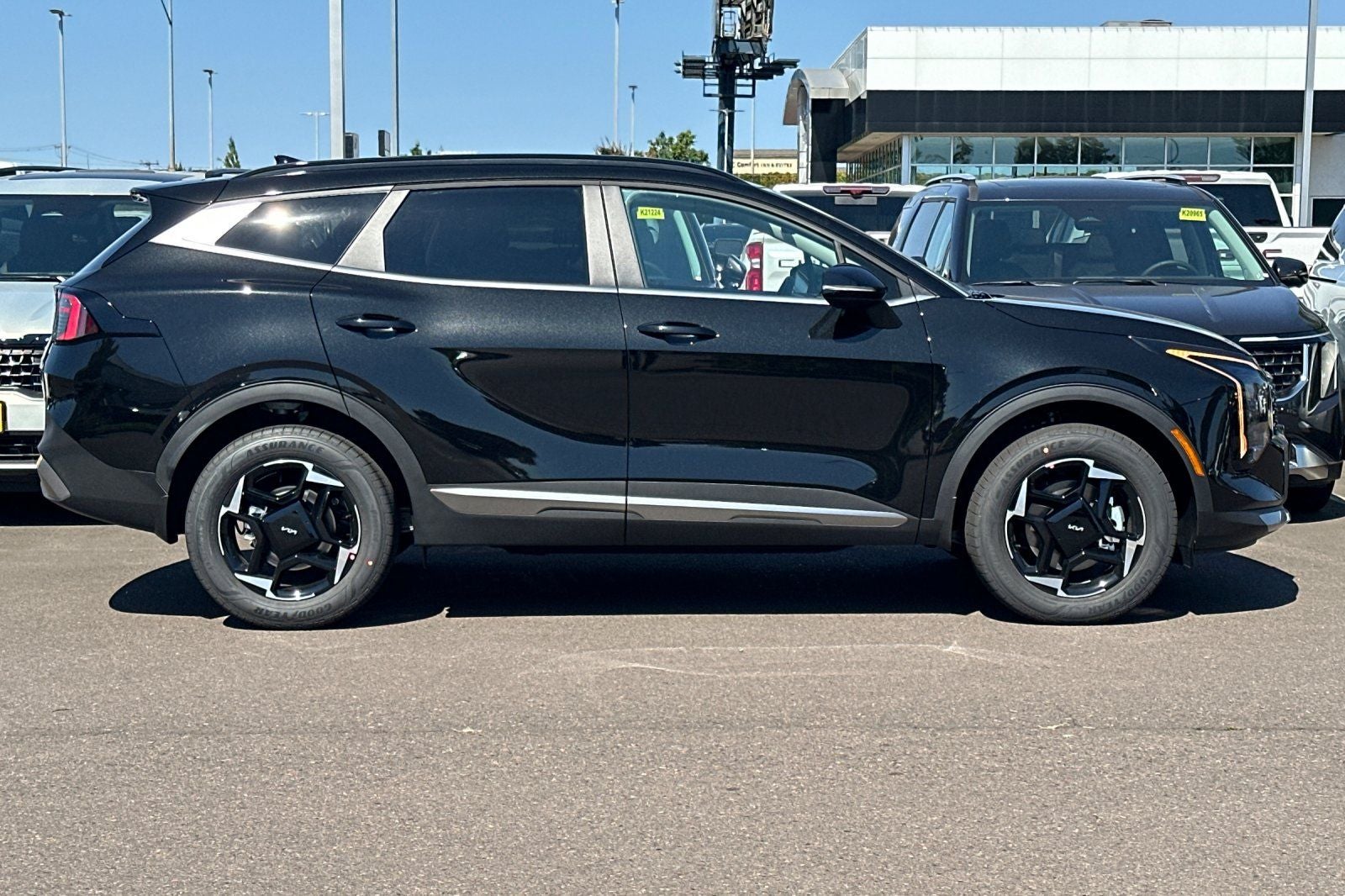 2027 Kia Sportage EX