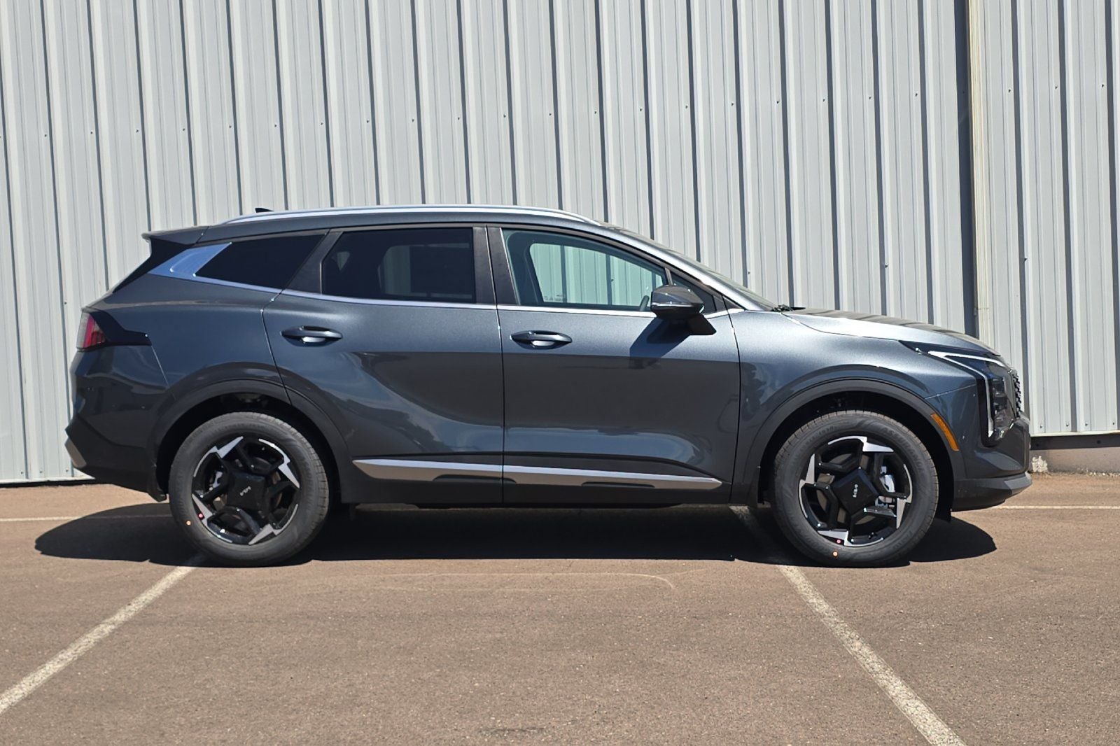 2027 Kia Sportage Hybrid EX
