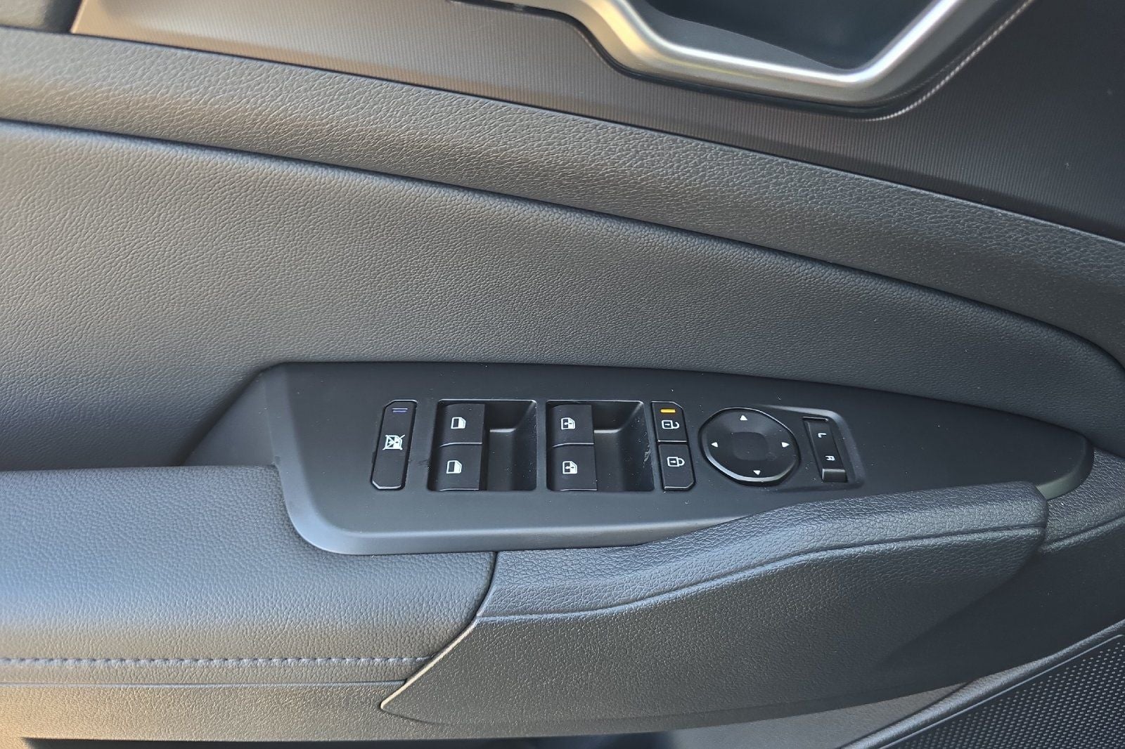 2027 Kia Sportage Hybrid EX