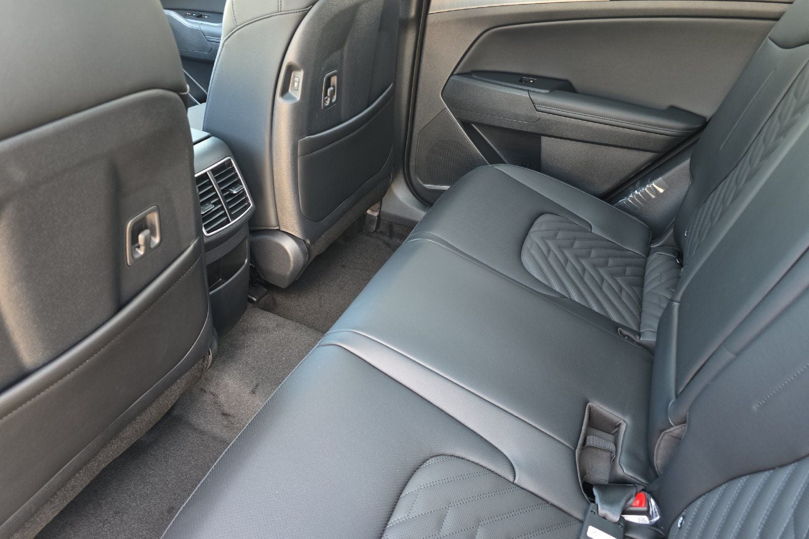 2027 Kia Sportage Hybrid X-Line