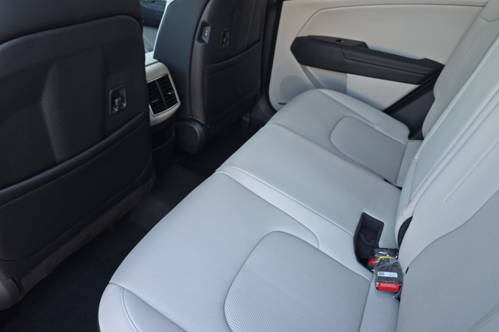 2027 Kia Sportage Hybrid EX