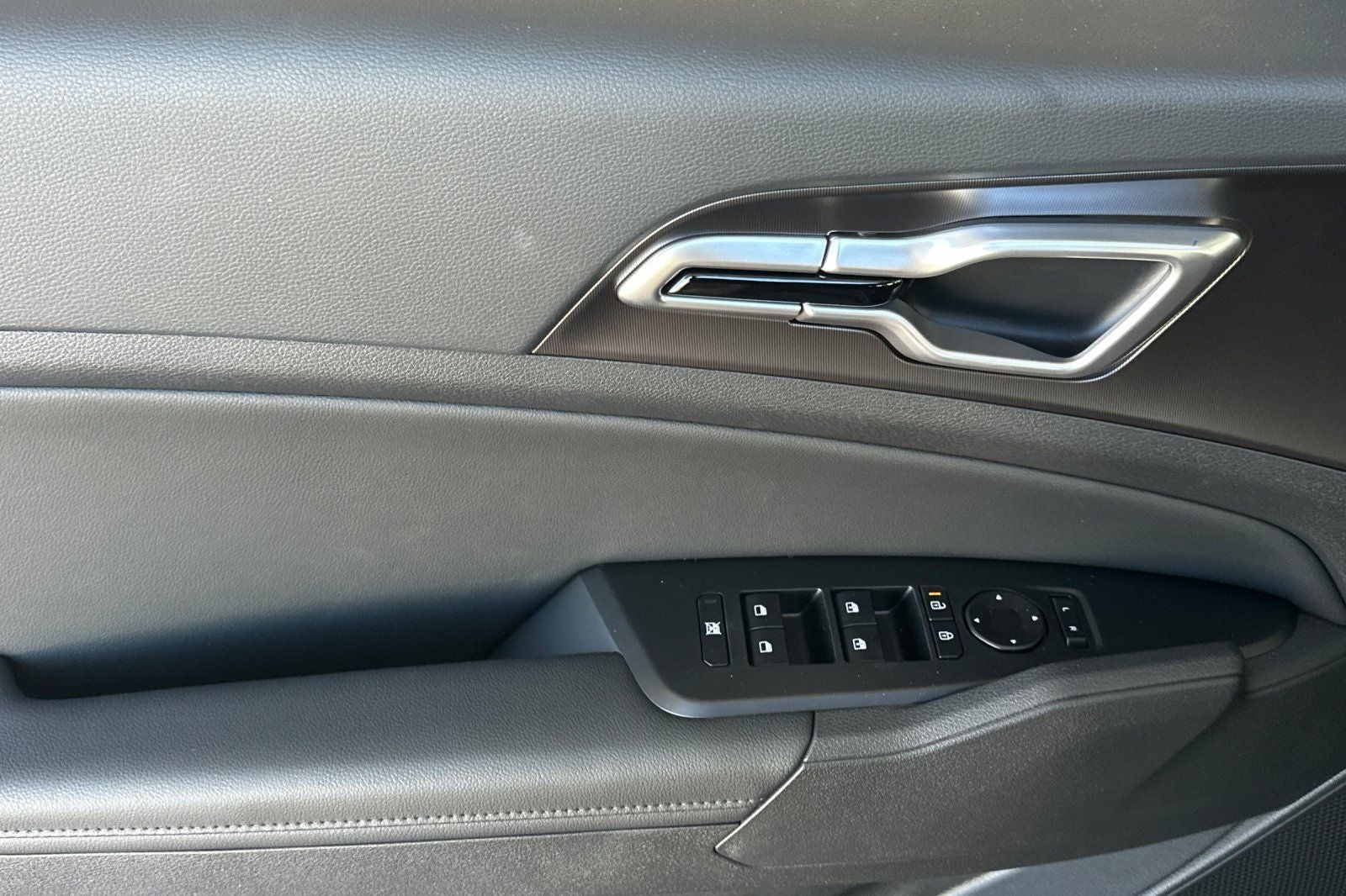 2027 Kia Sportage Hybrid EX