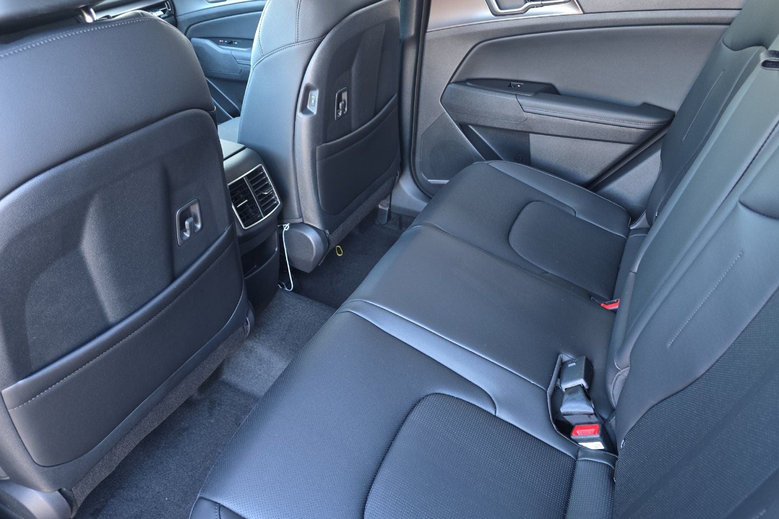 2027 Kia Sportage Hybrid EX