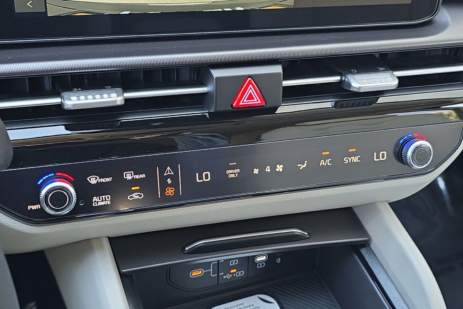2027 Kia Sportage Hybrid EX