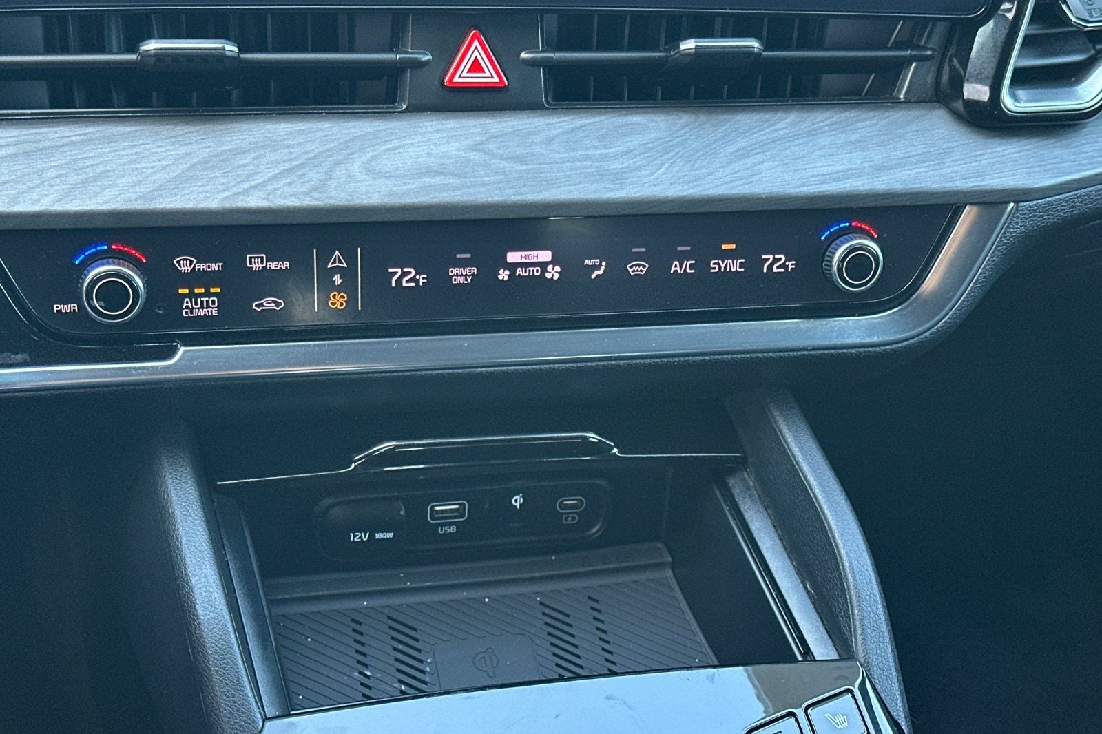 2023 Kia Sportage Plug-In Hybrid X-Line Prestige