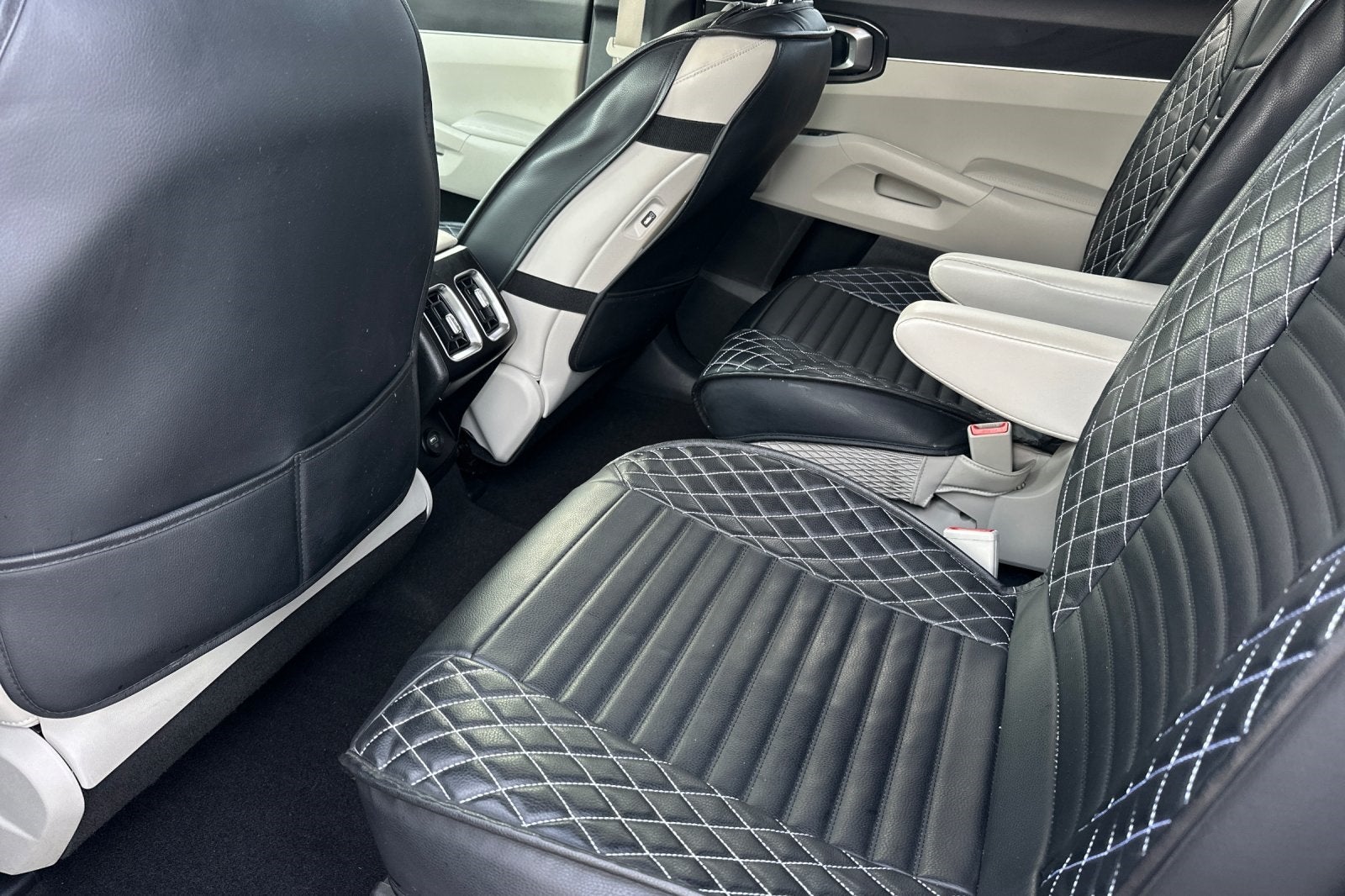 2022 Kia Sorento Hybrid S