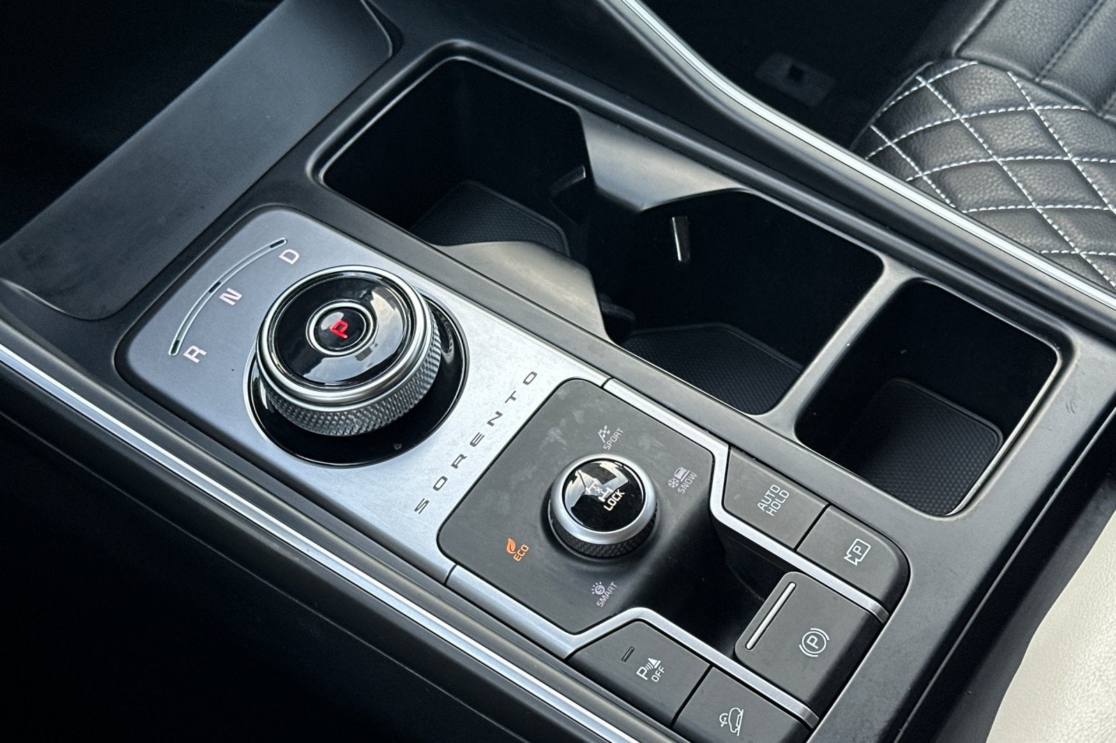 2022 Kia Sorento Hybrid S